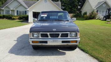 1995 Nissan Truck Extended Cab (2 doors)